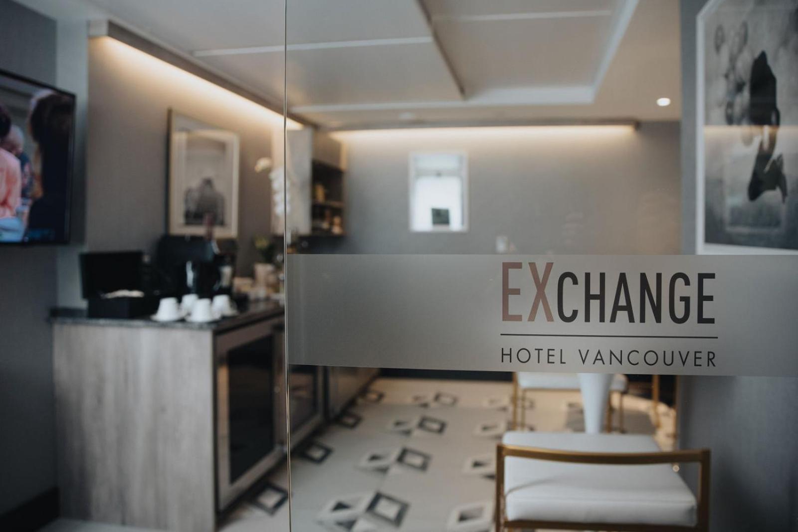 Exchange Hotel Vancouver Exterior photo